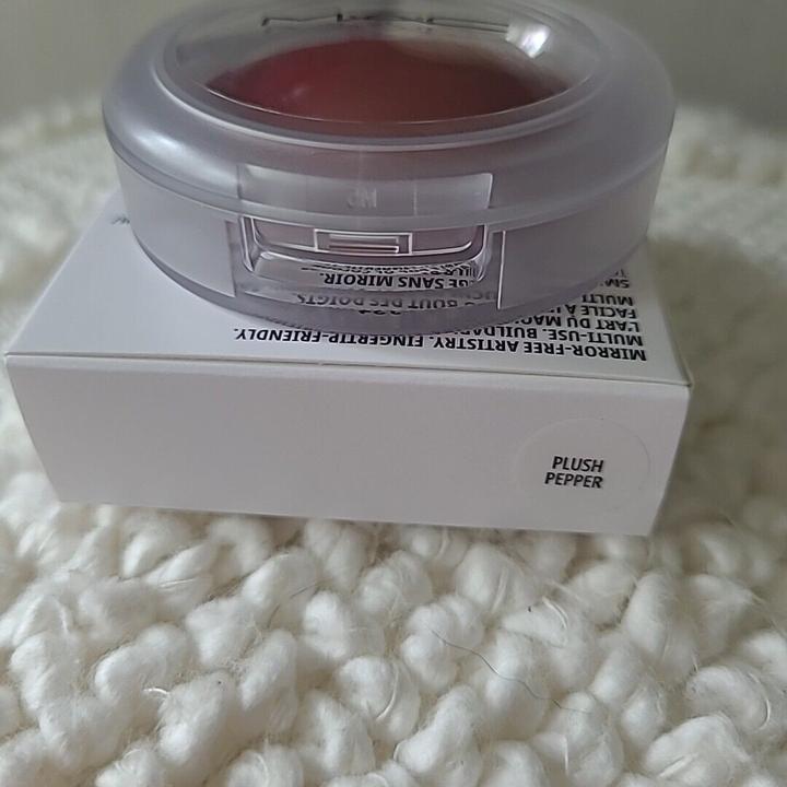 Actual product image MAC Cosmetics Glow Play Blush Plush Pepper (Plush Pepper)