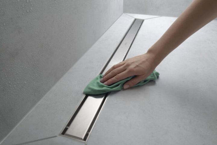 Immagine prodotto hansgrohe RainDrain Match è un set di canalette per doccia 800 con telaio regolabile in altezza (acciaio inox (800 mm)