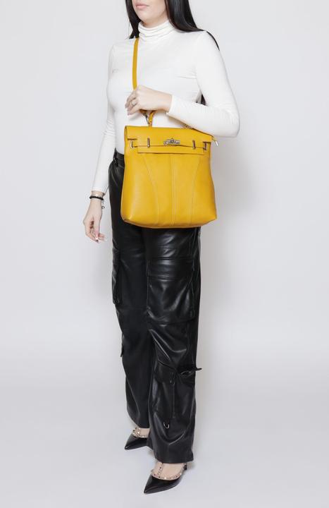 Actual product image Roberta Rossi Handbag convertible into a backpack (1.35 l)