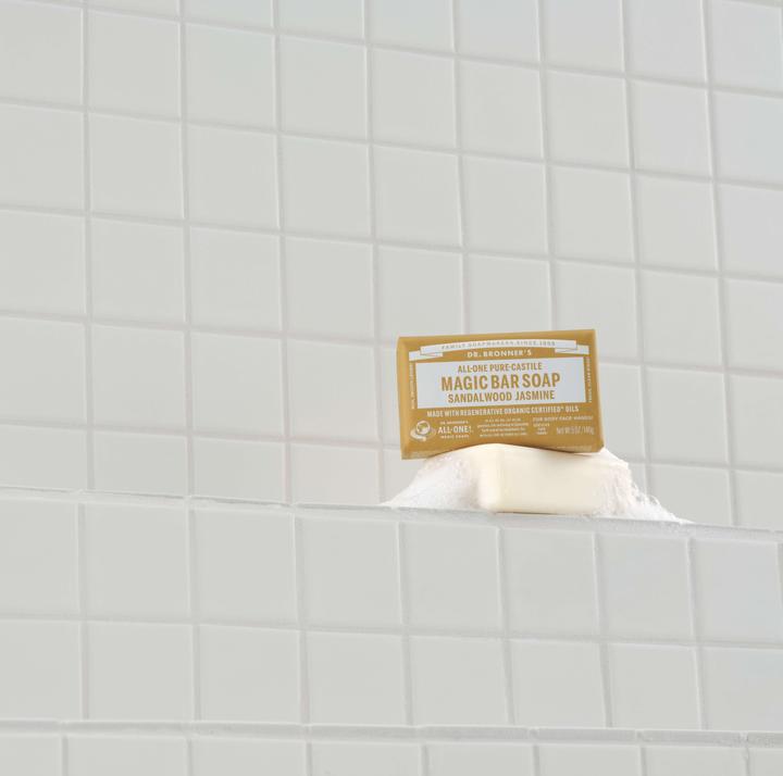 Produktbild Dr. Bronner's All-One Magic Soap Sandelholz Jasmin 140g (Hartseife)