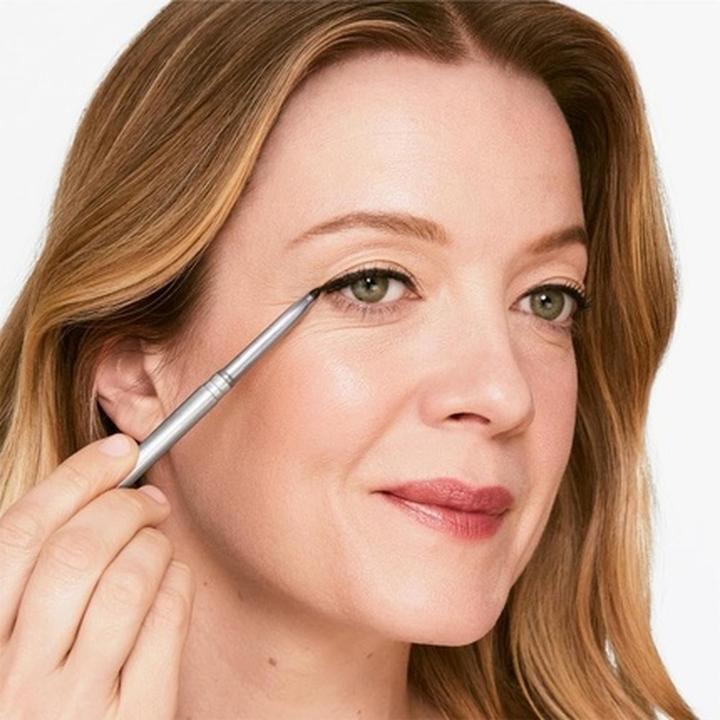 Actual product image Clinique Quickliner (02-Smoky Brown)