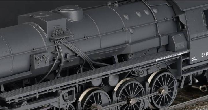Actual product image Märklin 39532 H0 Freight train steam locomotive BR 52 of the DR (Track H0)