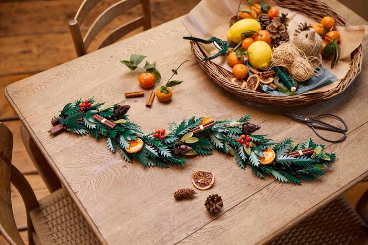 Image du produit LEGO Couronne de Noël (10340, LEGO Icons)