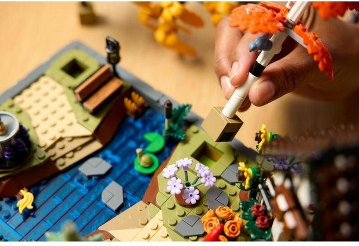 Immagine prodotto LEGO Herbstlicher Landhausgarten (11372, LEGO Icons)