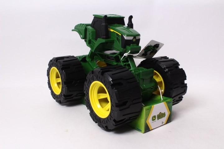 Actual product image John Deere Off-road tractor