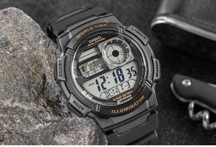 Produktbild Casio Illuminator (Digitaluhr, 44 mm)