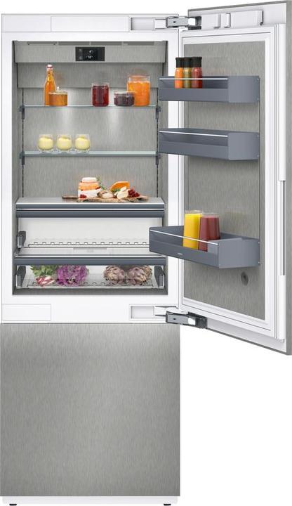 Actual product image Gaggenau RB 472 305 Series 400 Vario built-in fridge-freezer with freezer compartment below 212.5 x 75.6 cm (452 l)