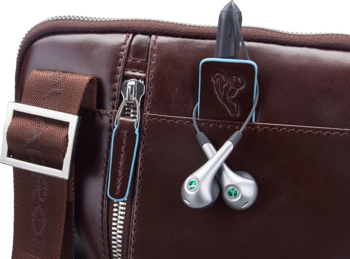 Produktbild Piquadro Blue Square – Umhängetasche mit doppelter Vortasche