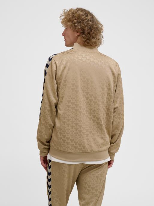 Actual product image hummel Hmlarchive Regular Poly Jacket Aop (M)