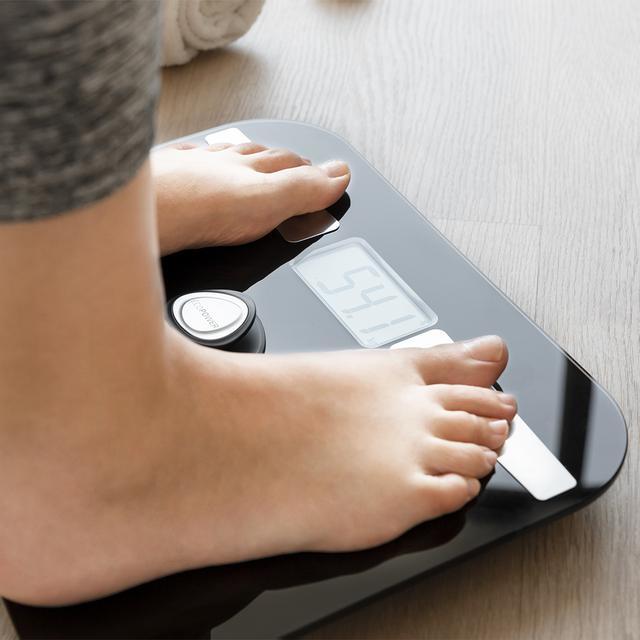 Produktbild Cecotec Surface Precision EcoPower 10200 Smart Healthy Black Bathroom Scale with High Security Tempered Glas (180 kg)