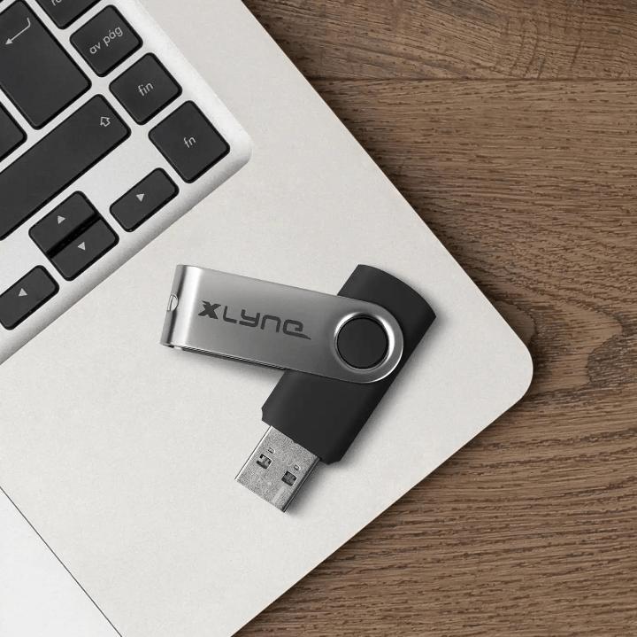 Produktbild Xlyne SWG USB-Stick 128 GB Schwarz 177534-2 USB 3.0 (128 GB, USB-A)
