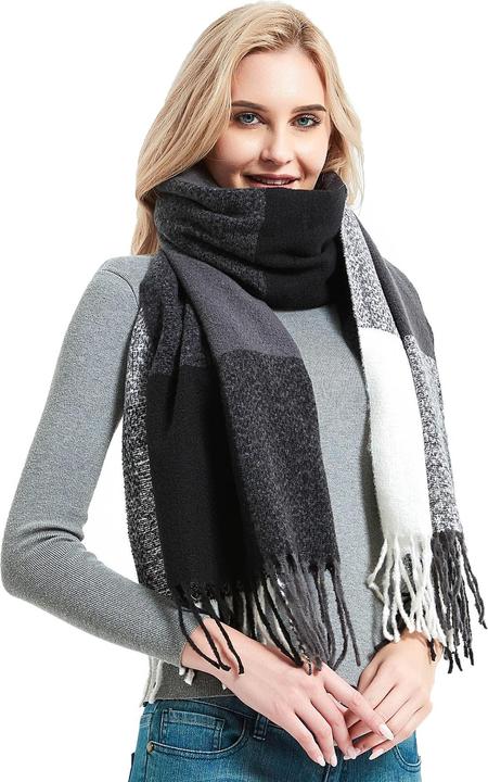 Produktbild Only-Bags.Store Winterschal kariert übergrosse quadratische Decke Schal, Fransen Poncho