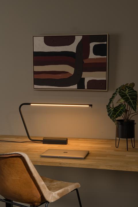 Actual product image Lucide MADISON LED Schreibtischlampe 6,5W dimmbar Steuerbare Lichtfarbe Modern Schwarz 44503/06/30 (650 lm)