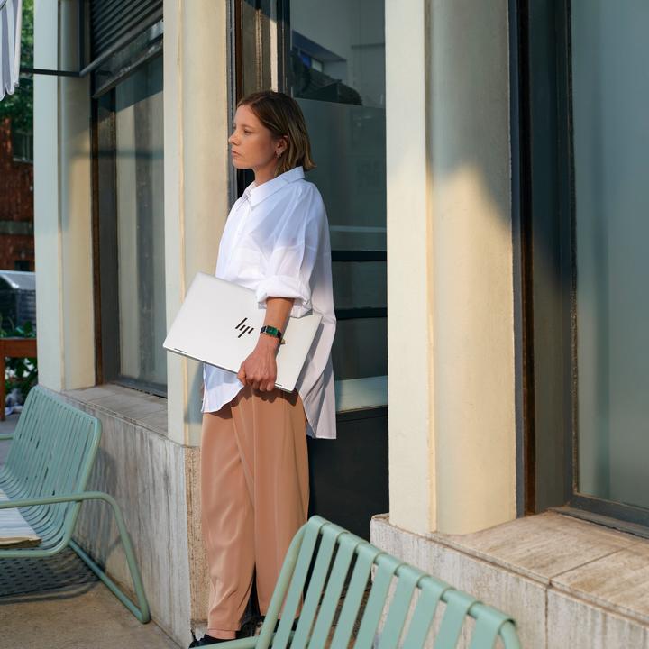 Produktbild HP ENVY x360 16-ad0951nd (B61K6EA#ABH) (16", 512 GB, 16 GB, Eng. Int., AMD Ryzen 5 8640HS)