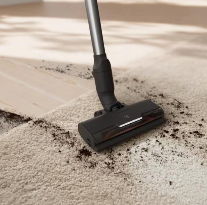 Actual product image Electrolux EP71HB14UV Stick Vacuum Cleaner/Electric Broom Battery Dry Bagless 0.3 l 57 W Cream 4 Ah