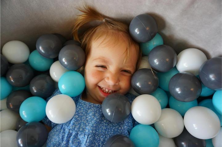 Produktbild Knorrtoys Bällebad soft - "Grey" - 300 balls creme/grey/lightblue (ca. 6cm Durchmesser)