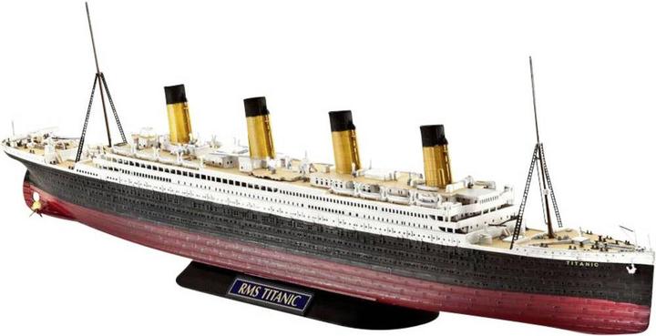 Actual product image Revell R.M.S. Titanic