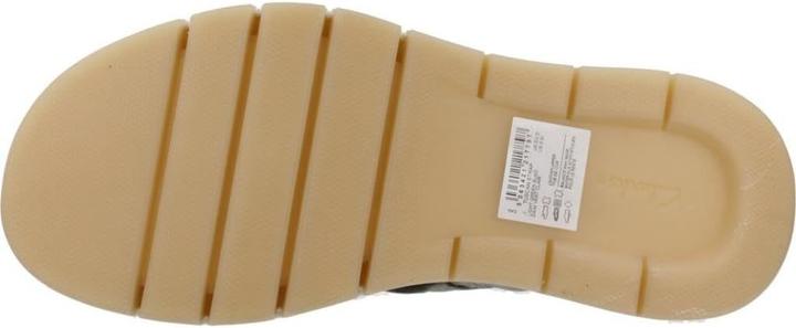 Actual product image Clarks Tuscan Strap (40)