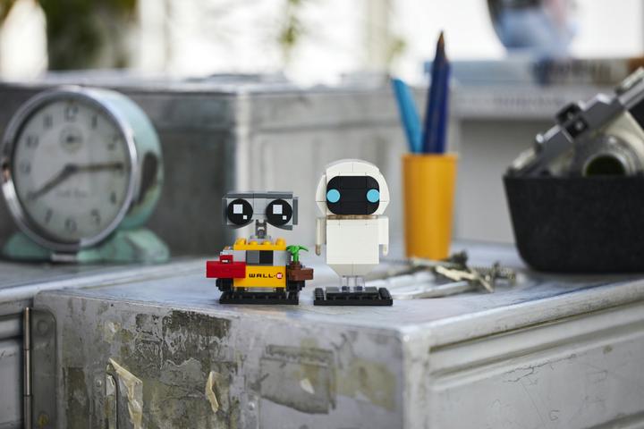 Image du produit LEGO EVE et WALL-E (40619, LEGO BrickHeadz, LEGO Disney)