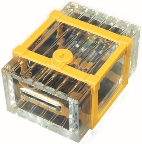 Actual product image Clementoni Ehrlich Brothers Mini Magics DurchsichtigerTresor