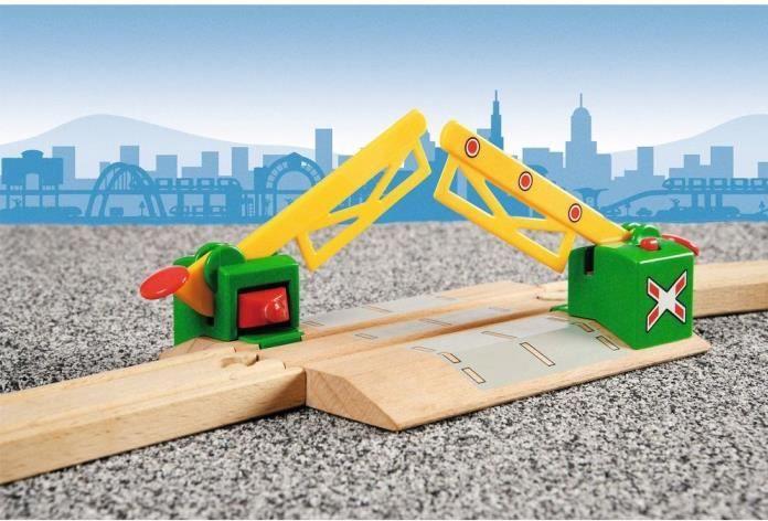 Actual product image Brio Magnetic crossing
