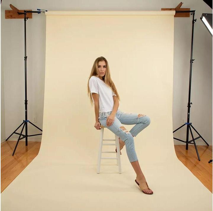 Actual product image Savage Background 2.72 x 11 m Light gray (272 cm, 1100 cm)