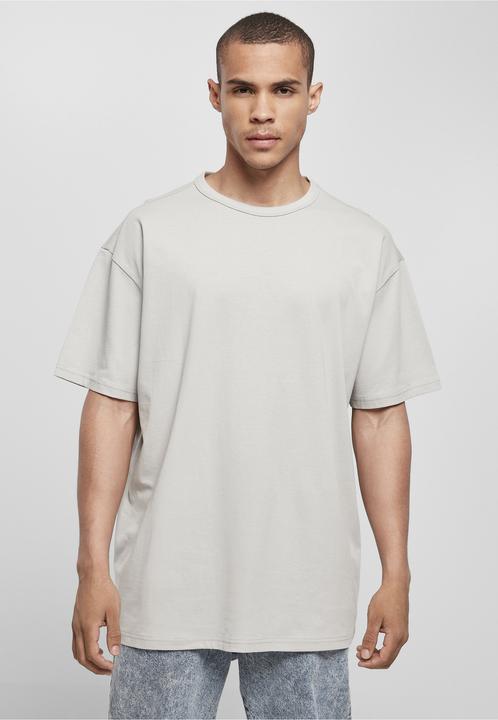 Actual product image Urban Classics Organic Basic Tee (L)