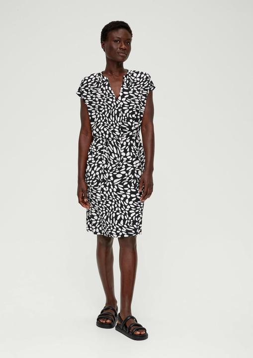 Actual product image s.Oliver Kleid Viskosekleid mit Bindegürtel (40)