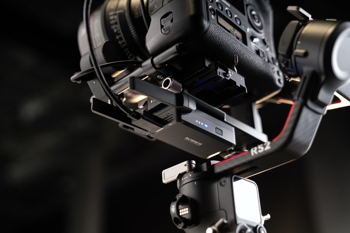 Image du produit DJI RS 2 (Appareil photo reflex, Appareil photo à objectif interchangeable, 4.50 kg)