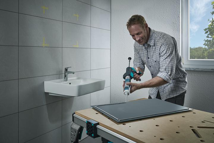 Actual product image wolfcraft MG 310 COMPACT Caulking Gun