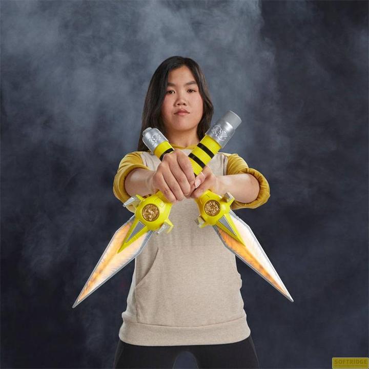 Produktbild Hasbro Power Rangers Lightning Collection réplique Roleplay Premium 2022 Mighty Morphin Power Daggers