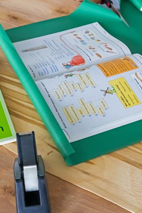 Productafbeelding Idena Boekbeschermingspapier 3er 2mx50cm groen (3x)