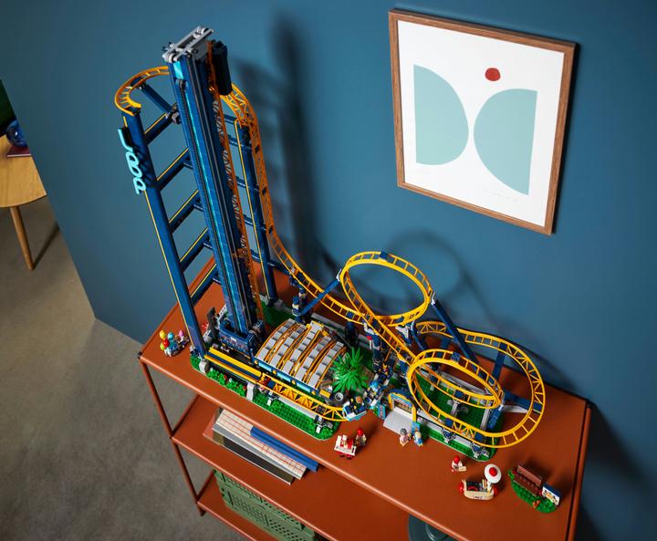 Produktbild LEGO Looping-Achterbahn (10303, LEGO Icons, LEGO Seltene Sets)