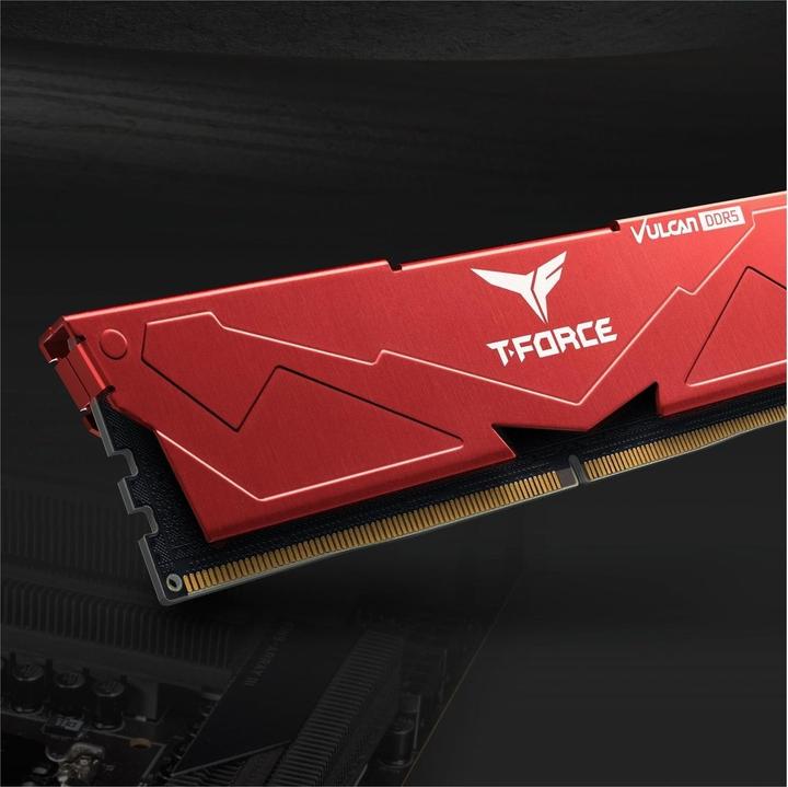 Actual product image Team Group VULCAN FLRD532G6000HC30DC01, 32 GB, 2 x 16 GB, DDR5, 6000 MHz, 288-pin DIMM, Rot (2 x 16GB, 6000 MHz, DDR5 RAM, DIMM)