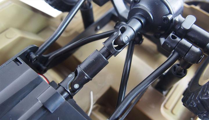 Actual product image Amewi RC AMX U.S. Military Off-Road Vehicle RTR 4WD 1:14 Sand Color (RTR Ready-to-Run)