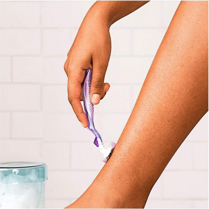 Actual product image Venus Optic Gillette Comfortglide Breeze Razor 1 Handle 2 Blade Refills 3 Blades Gentle Shaving