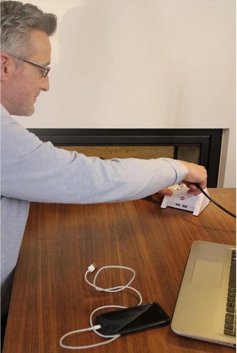 Produktbild Brennenstuhl Desktop Power USB Charger (4x, USB-A, 1.80 m)