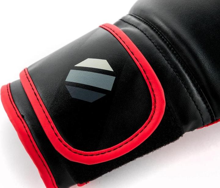 Image du produit UFC Contender Muay Thai Style Training Gloves (16 OZ)