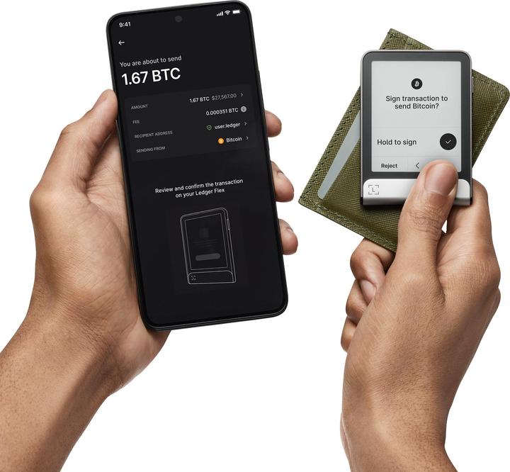 Produktbild Ledger Flex - Graphite inkl. Recovery Key (Bitcoin, Cardano, Ethereum Classic)