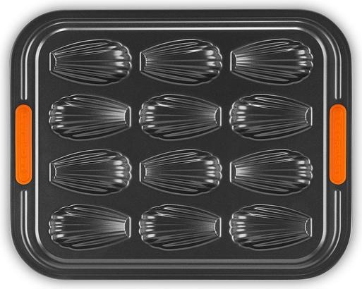 Actual product image Le Creuset Madeleine