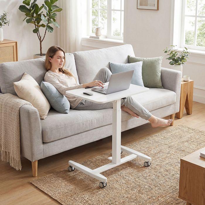 Produktbild Swisshandel24 Höhenverstellbarer Stehschreibtisch, Rollen, neigbare Tischplatte, Sicherheitsstopper, Weiss