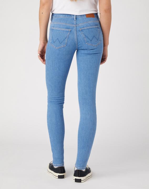 Actual product image Wrangler Skinny (26)