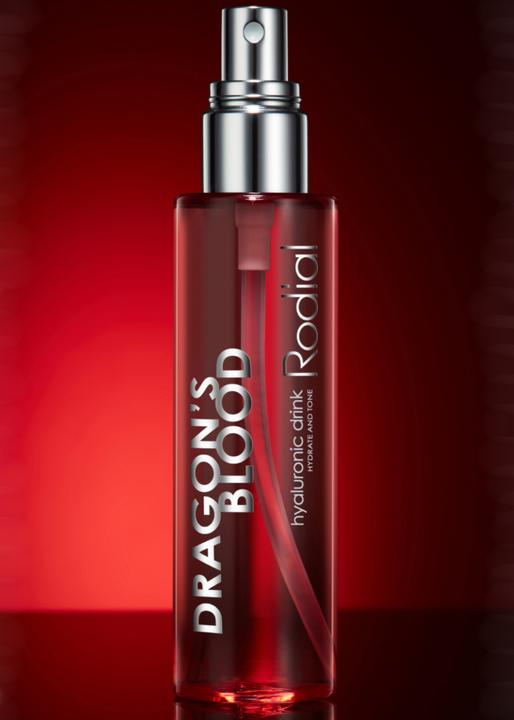 Produktbild Rodial Dragon's Blood Hyaluronic Drink Face Mist (100 ml, Gesichtsspray)