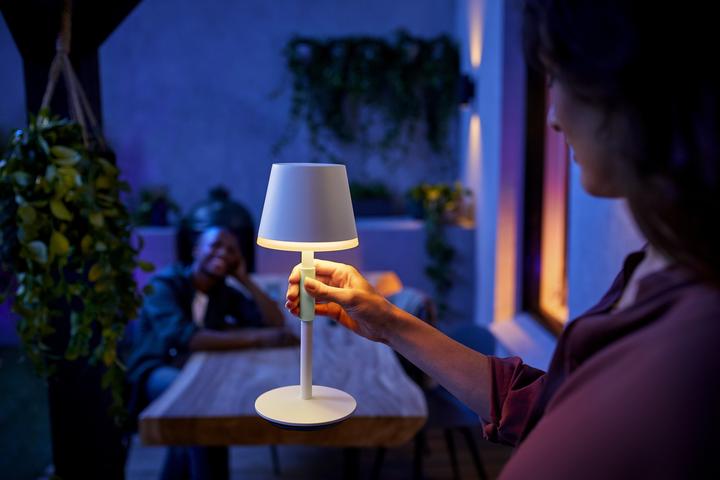 Immagine prodotto Philips Hue Go (370 lm)