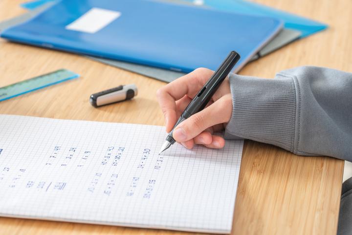 Actual product image Pelikan o Original left-handed fountain pen L (Black, 1 x)