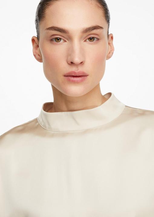 Immagine prodotto Comma Schweres Satin-Top mit Cap-Sleeves und Stehkragen (48)