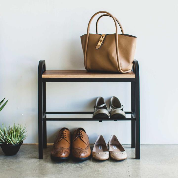 Produktbild Yamazaki -Schuhregal mit Holzbrett - Turm - Schwarz (4788)