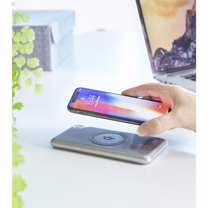 Produktbild Intenso Induktions bank (10000 mAh, 10 W, 37 Wh)