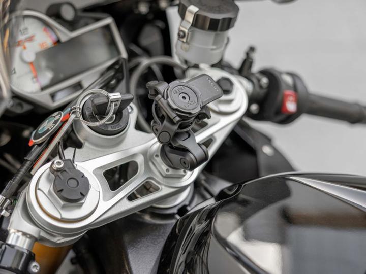 Actual product image Quad Lock Fork Stem Mount Pro