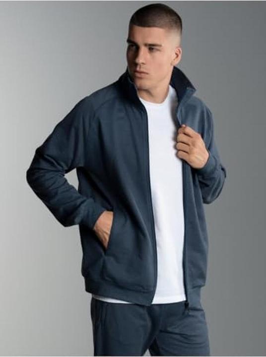 Produktbild Trigema Raglanjas mit opstehender Krage, klassische Unisex-Sweatjacke (S)